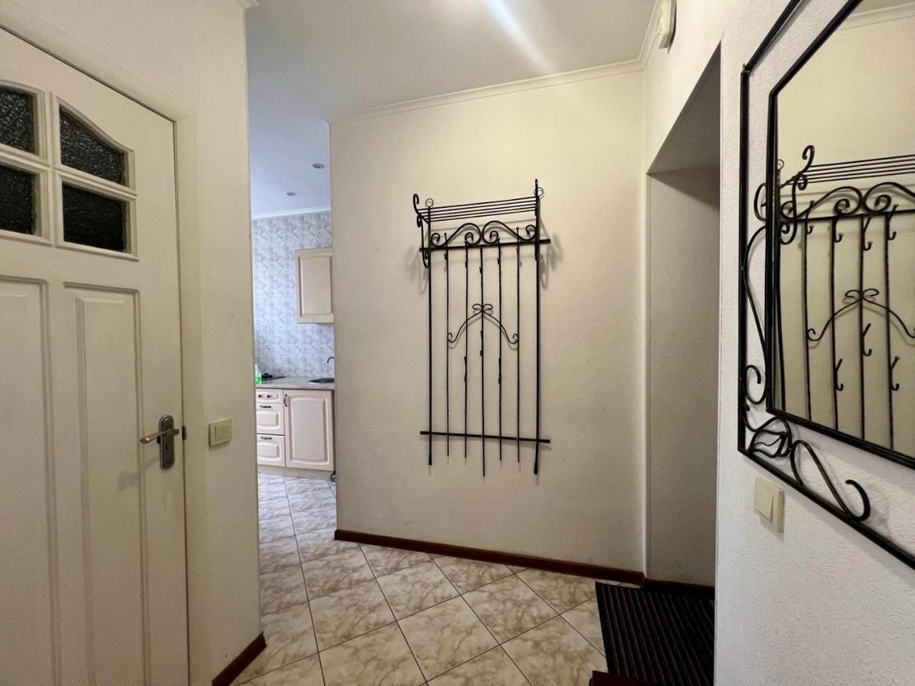Apartments Near Arena City كييف المظهر الخارجي الصورة